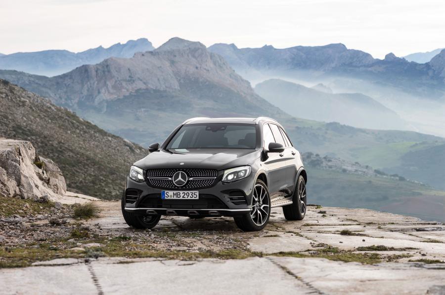 Mercedes-AMG GLC43 4Matic 2016 года  (фото 11 из 24)